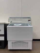 Load image into Gallery viewer, Open Box COF Isetta 4 Gelato Dipping Cabinet
