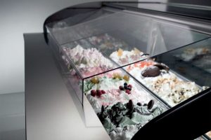 Ice Queen Gelato - Ice Cream - Pastry & Chocolate Display Cabinet
